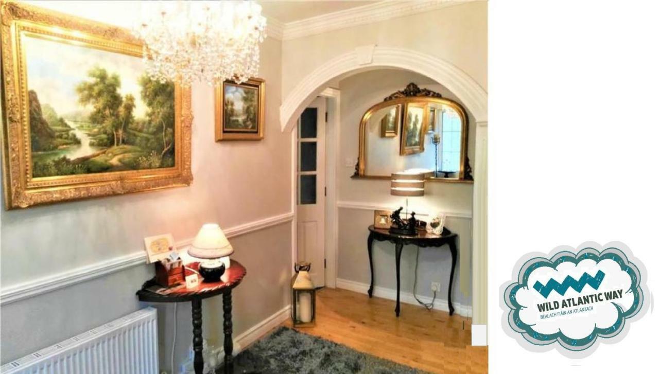 לינה וארוחת בוקר קאסלמיין Leabrook House מראה חיצוני תמונה